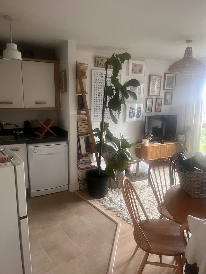 Flat Harry Zeital Way in Greater London