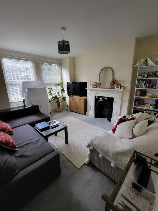 Room Turneville Road in Greater London