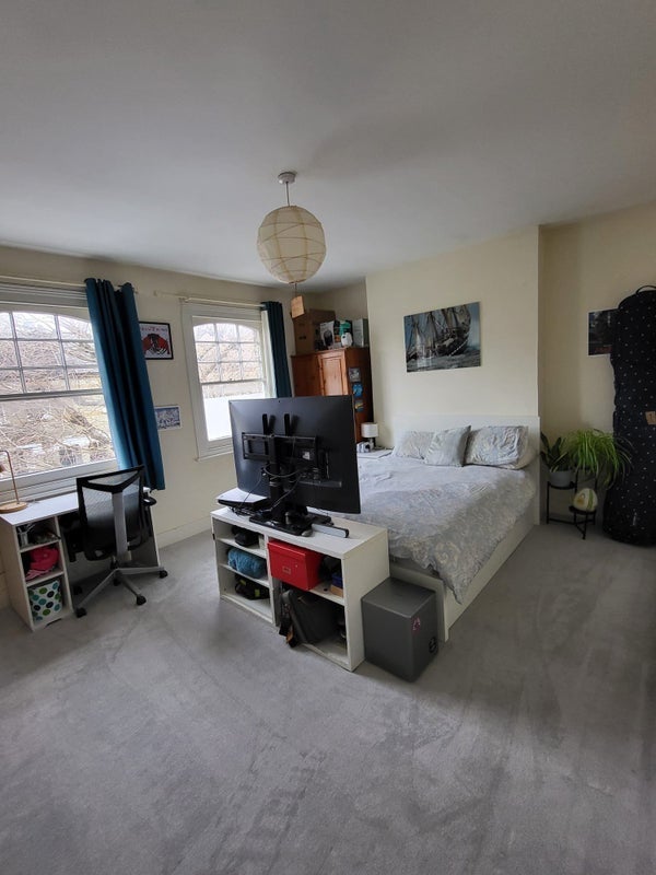 Room Turneville Road in Greater London