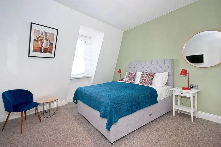Flat Hanover Place in City of Westminster