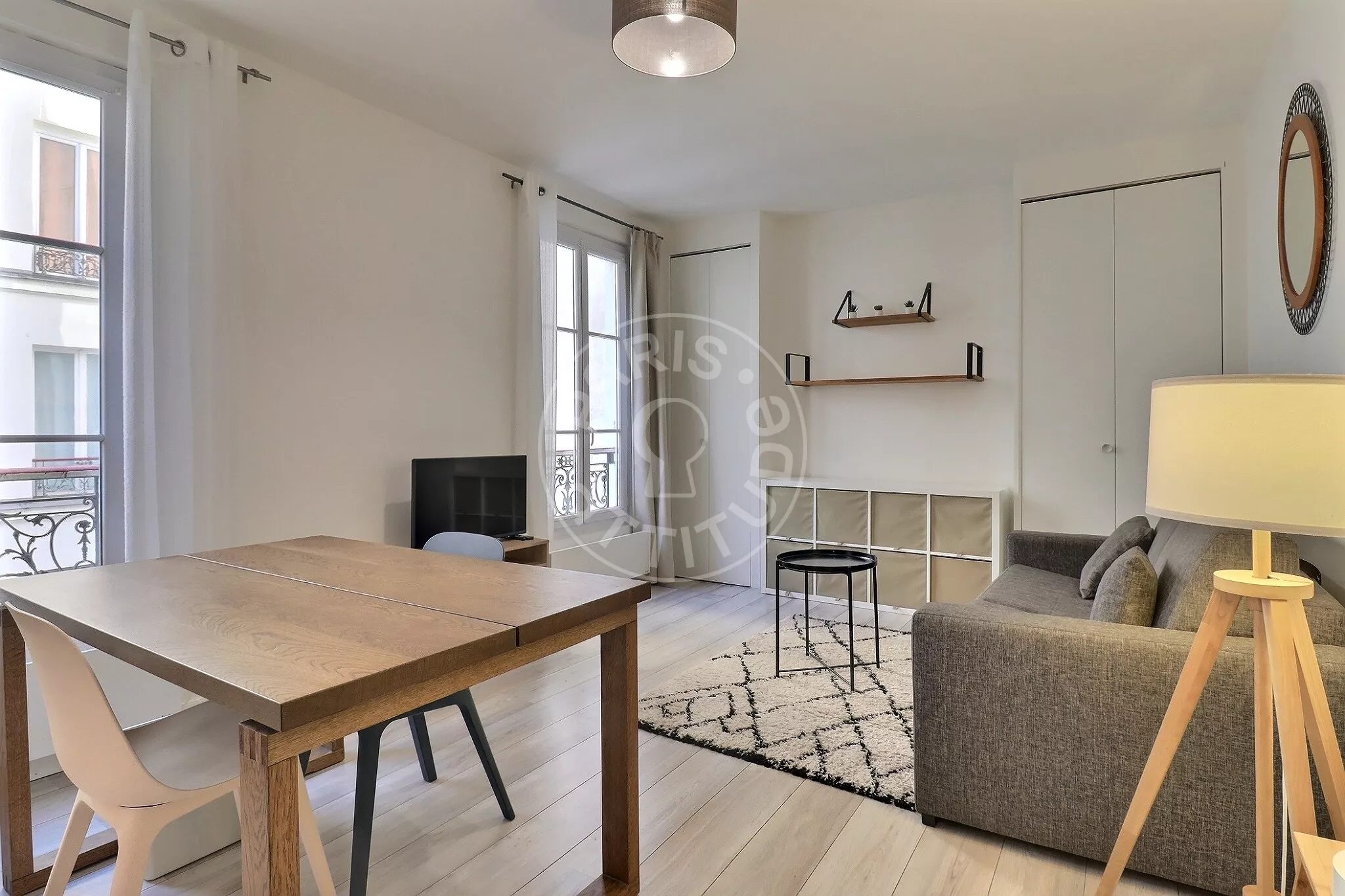 Appartement Rue Crozatier à Paris