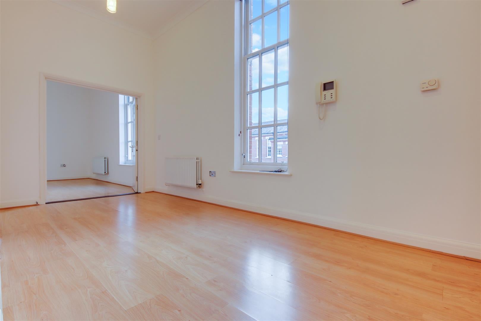 Flat Beningfield Drive in St Albans