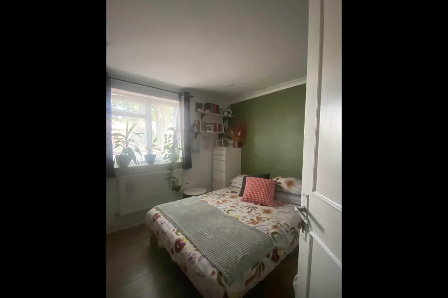 Room Bledlow Close in Greater London