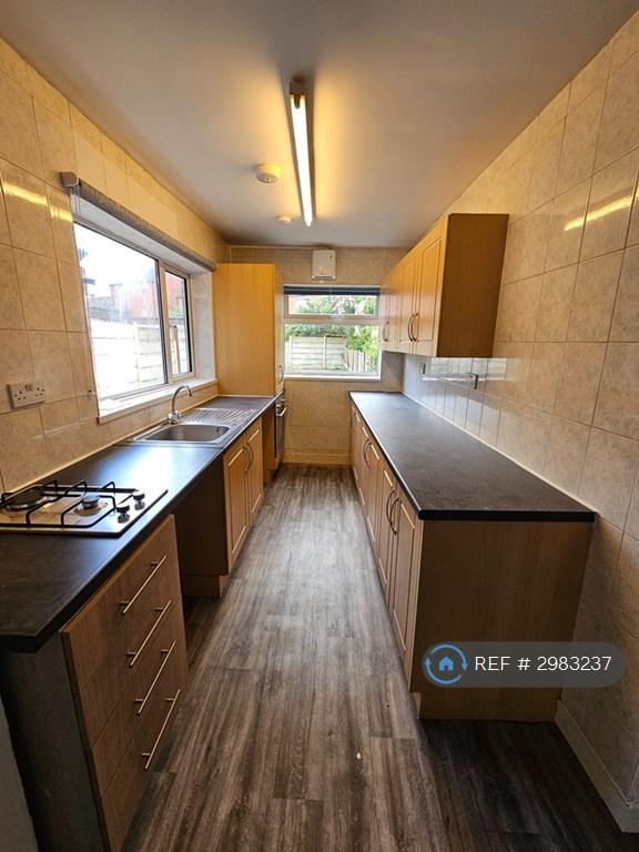 Flat Dunriding Lane in St Helens