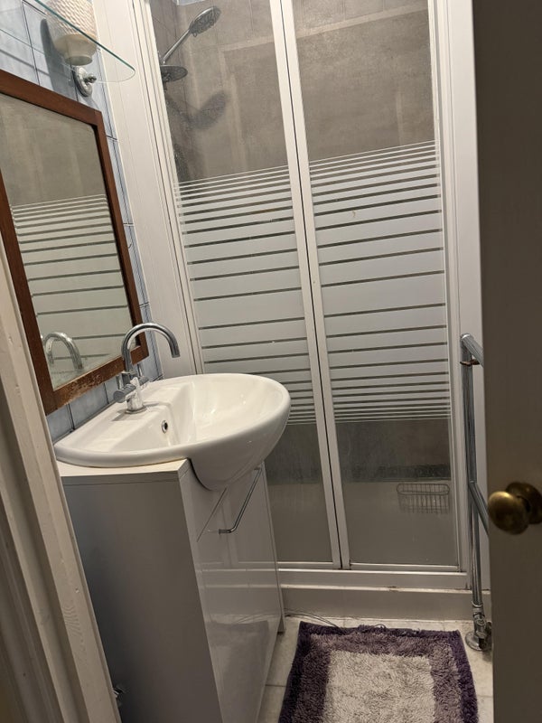 Room North Street in Greater London