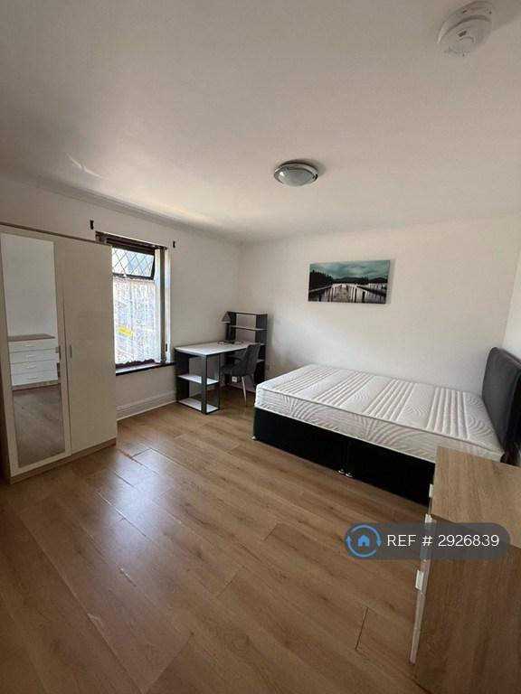 Room Western Street in Swansea