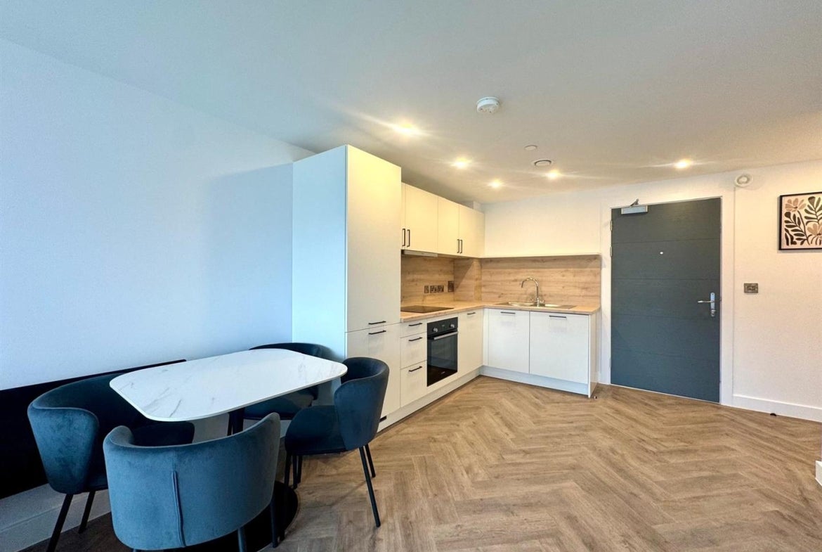 Flat Upper Gough Street in Birmingham