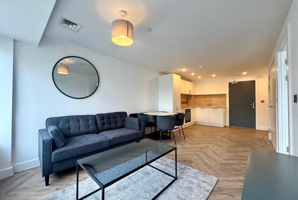 Flat Upper Gough Street in Birmingham