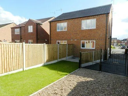 House Hoselett Field Road in Nottingham