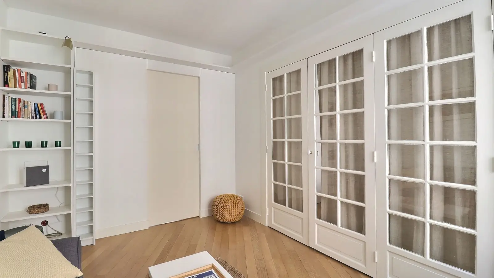 Flat Rue Hermel in Paris