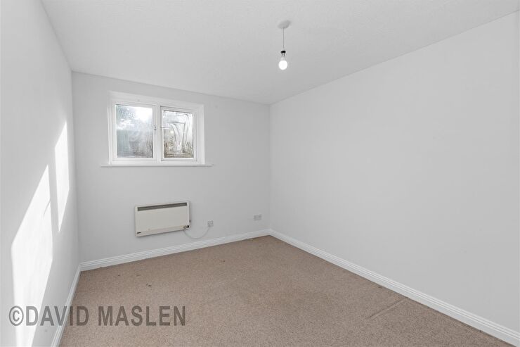 Flat Tongdean Lane in Brighton