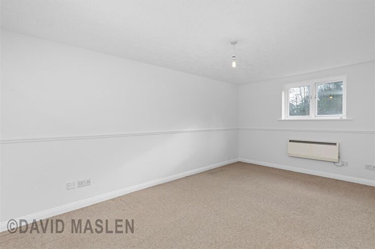 Flat Tongdean Lane in Brighton