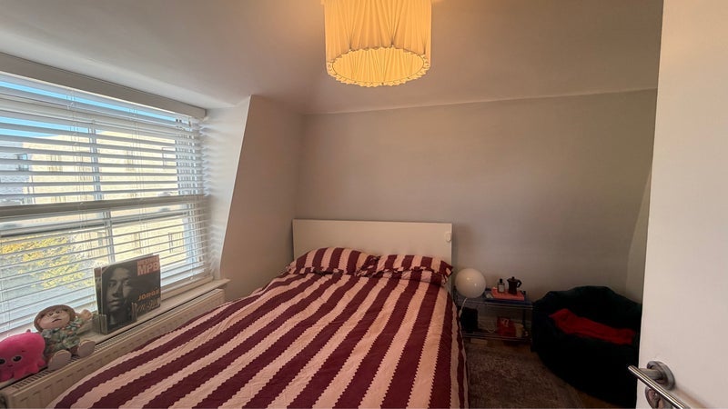 Room Cosway Street in City of Westminster