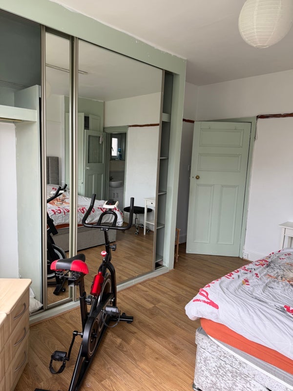 Room Sutton Road in Bournemouth