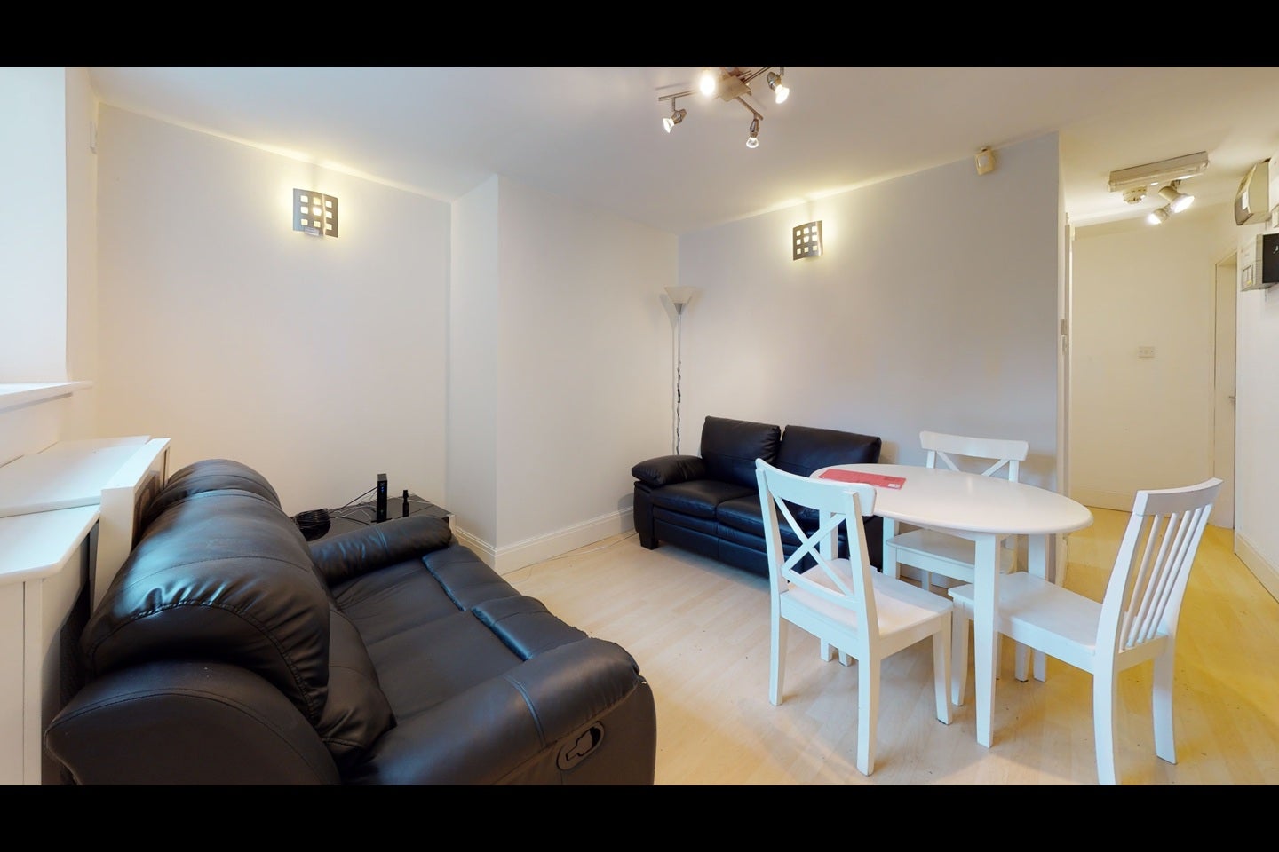 Flat Otley Road in Leeds