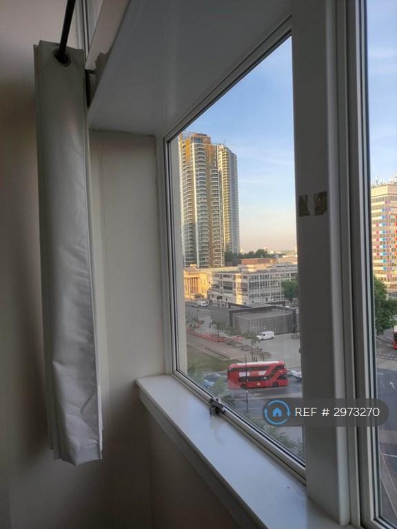 Flat Newington Causeway in Greater London