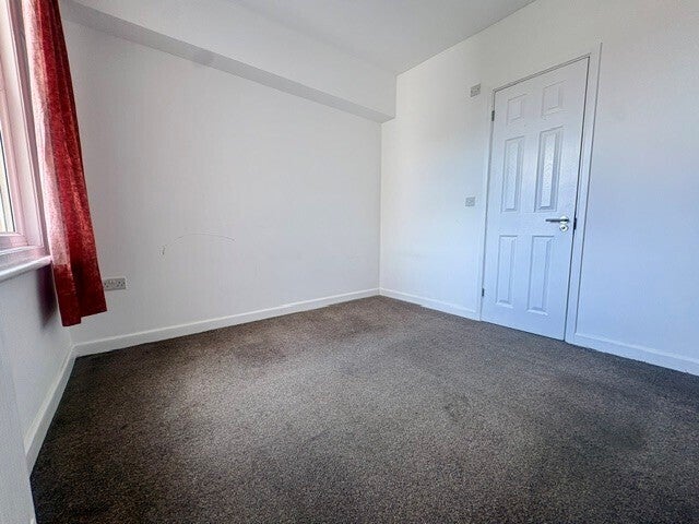 Room Shelley Street in Swindon