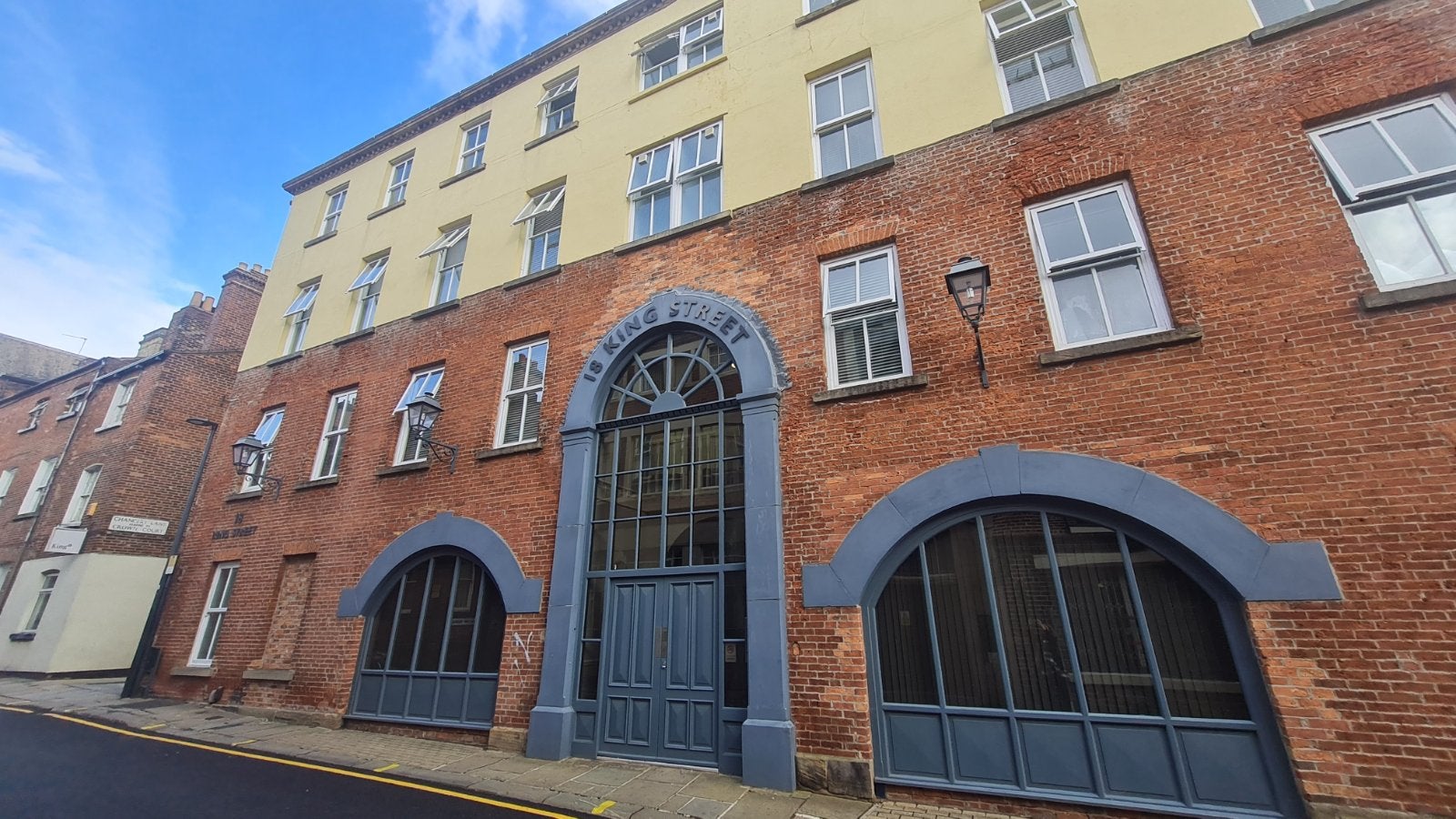 Flat King Street in Wakefield
