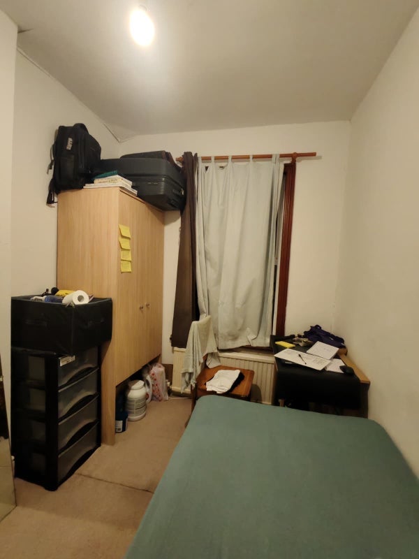 Room Hatfield Road in Greater London