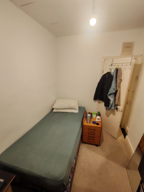 Room Hatfield Road in Greater London