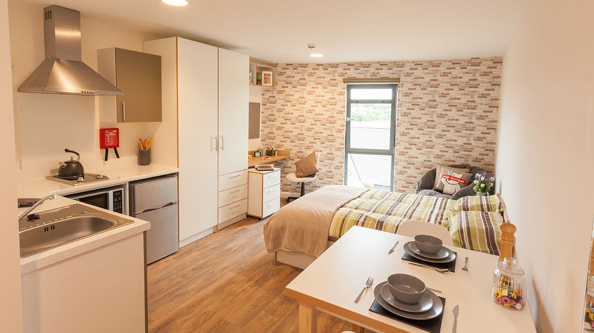 Room Hanover Square in Newcastle upon Tyne