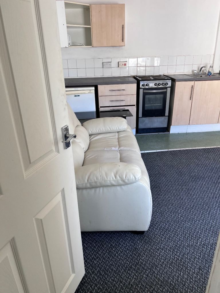 Flat Crystal Road in Blackpool