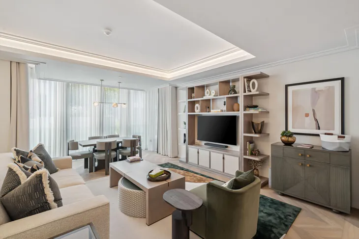 Flat Basil Street in Greater London
