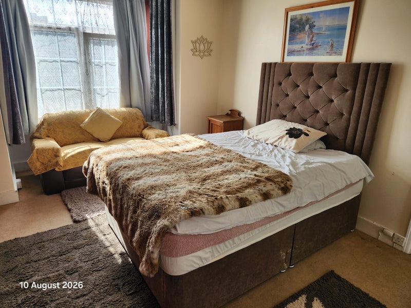 Room Cedars Road in Maidenhead