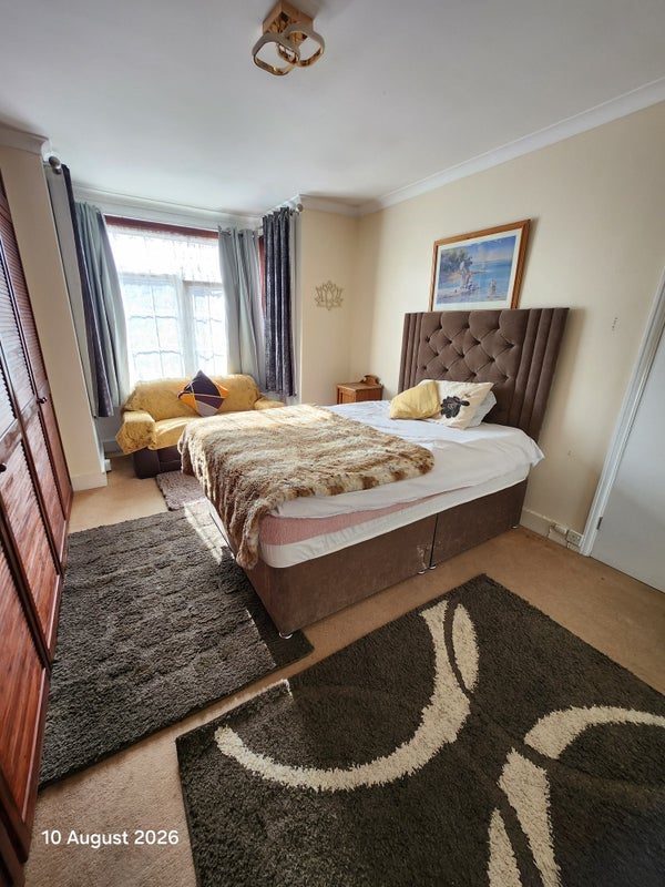 Room Cedars Road in Maidenhead