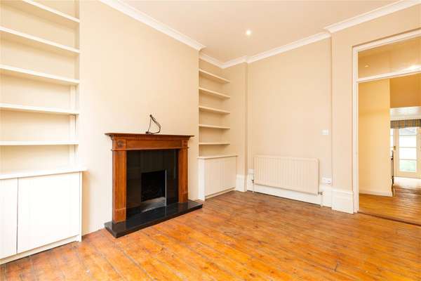 Flat Hawes Street in Greater London