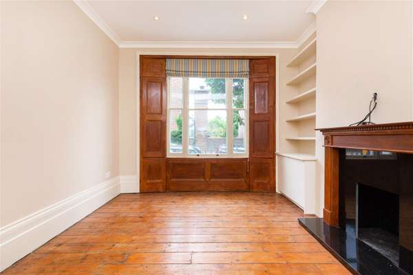 Flat Hawes Street in Greater London