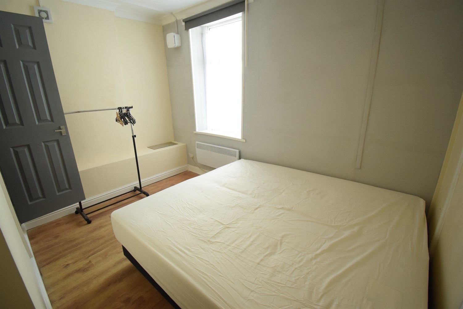Flat North Luton Place in Cardiff
