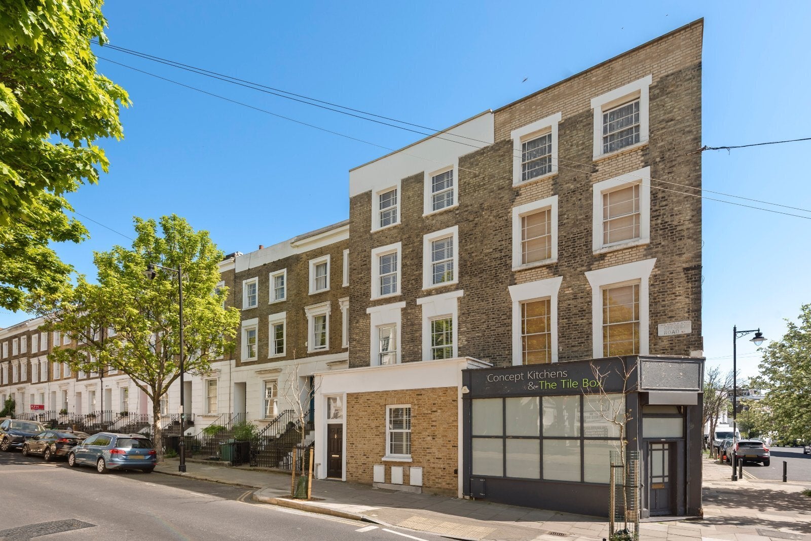 Flat Offord Road in Greater London