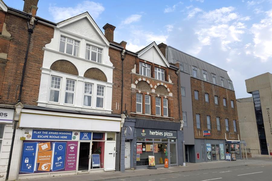 Flat The Broadway in Woking