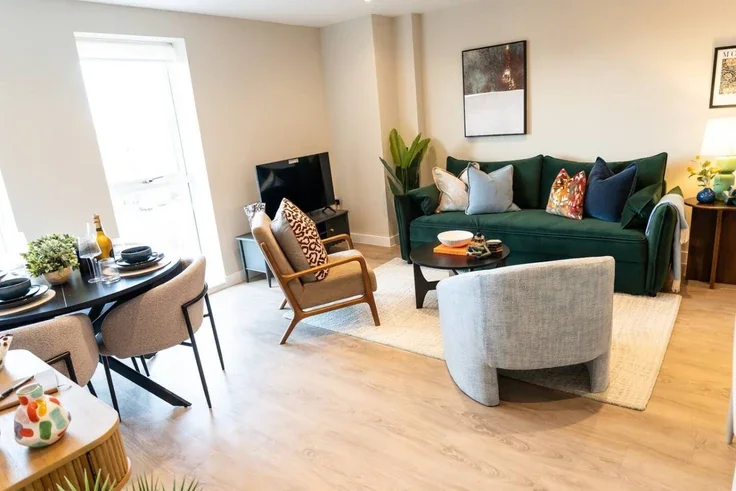 Flat Mount Stuart Square in Cardiff