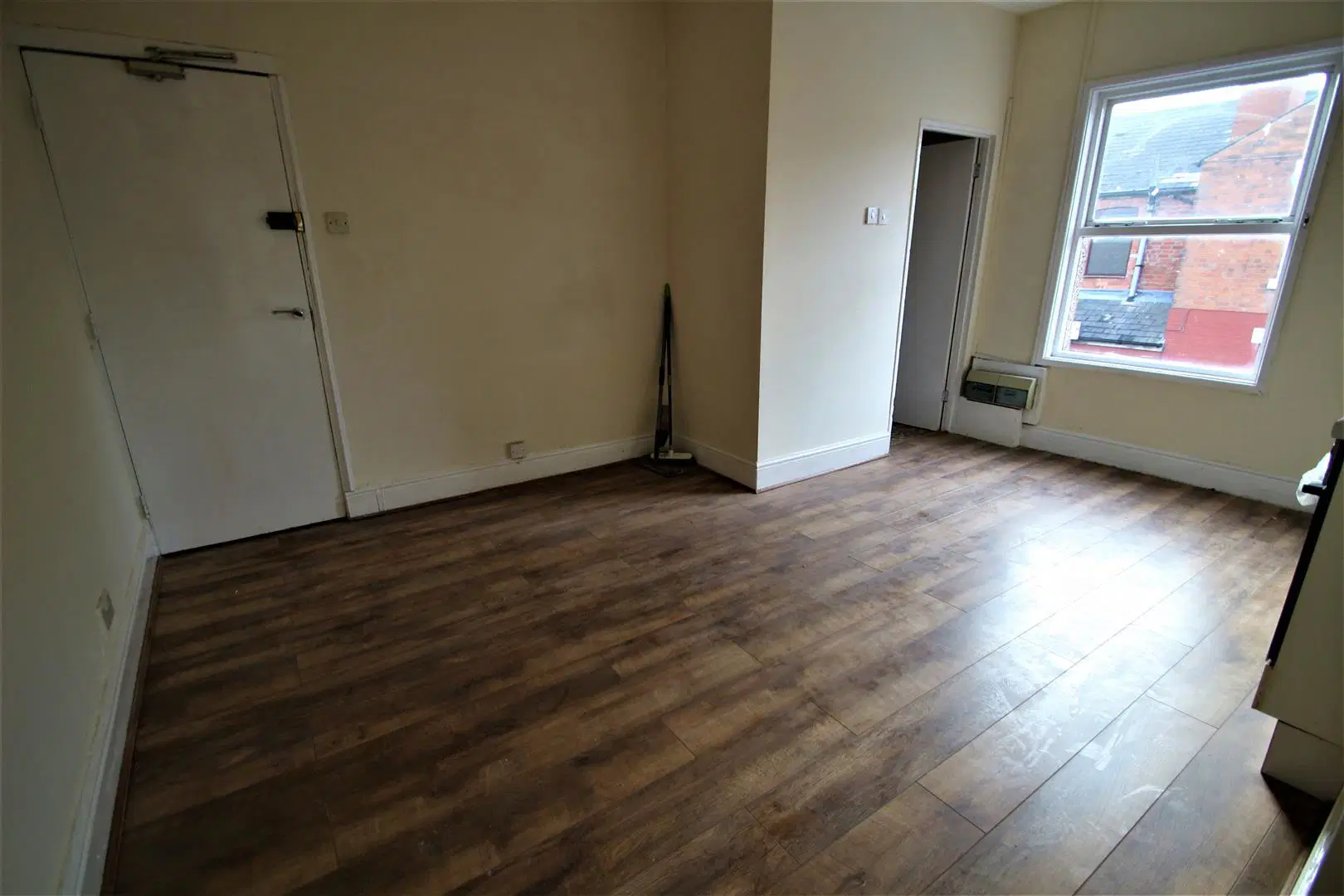 Flat Wells Street in Rugby