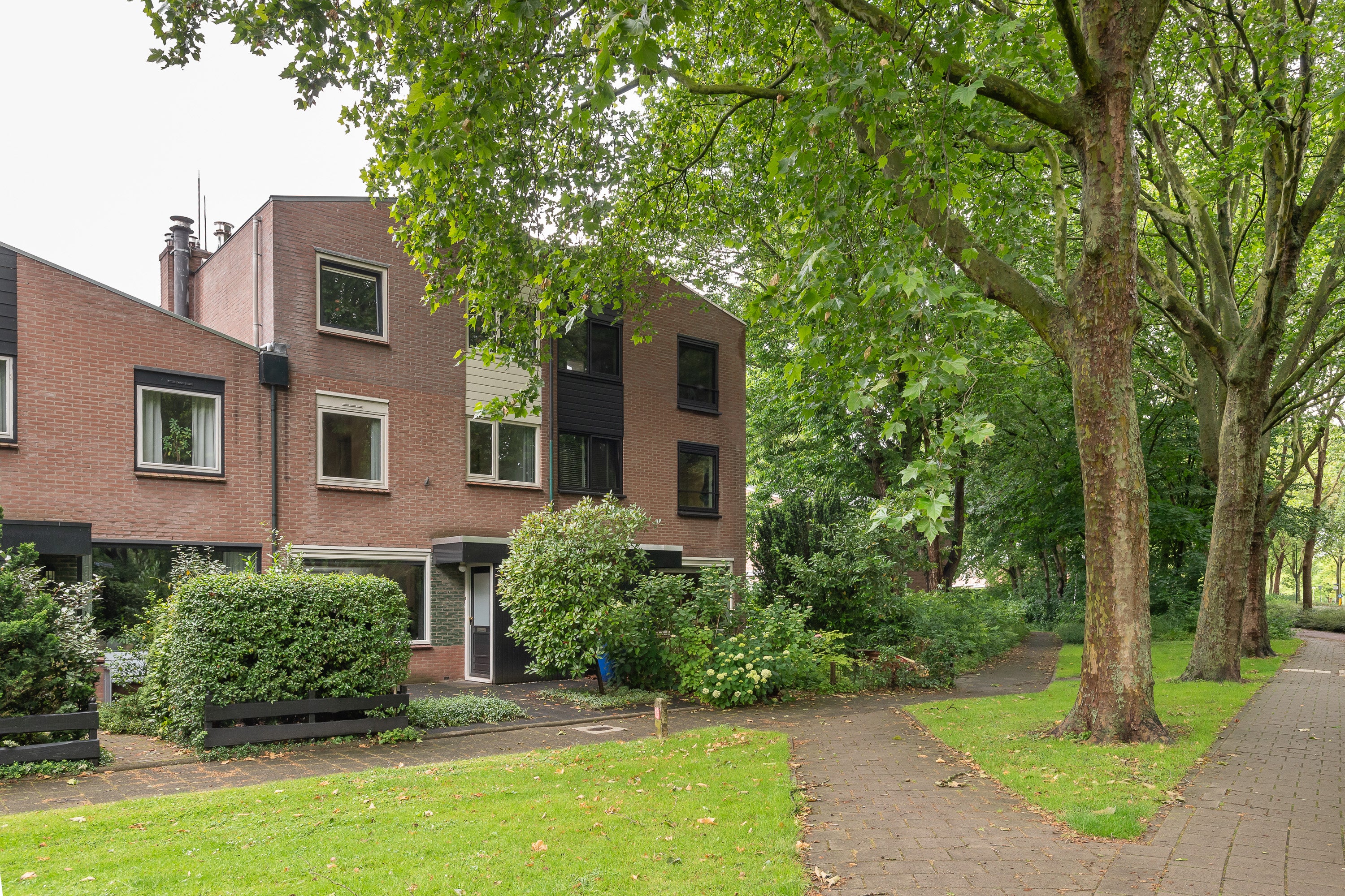 Huis Bark 30 in Barendrecht