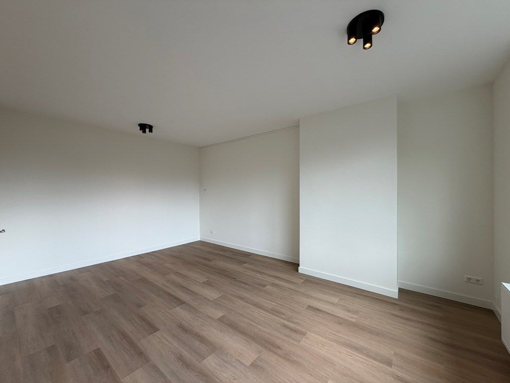Appartement te huur: Admiraal de Ruyterweg 45E, Rotterdam