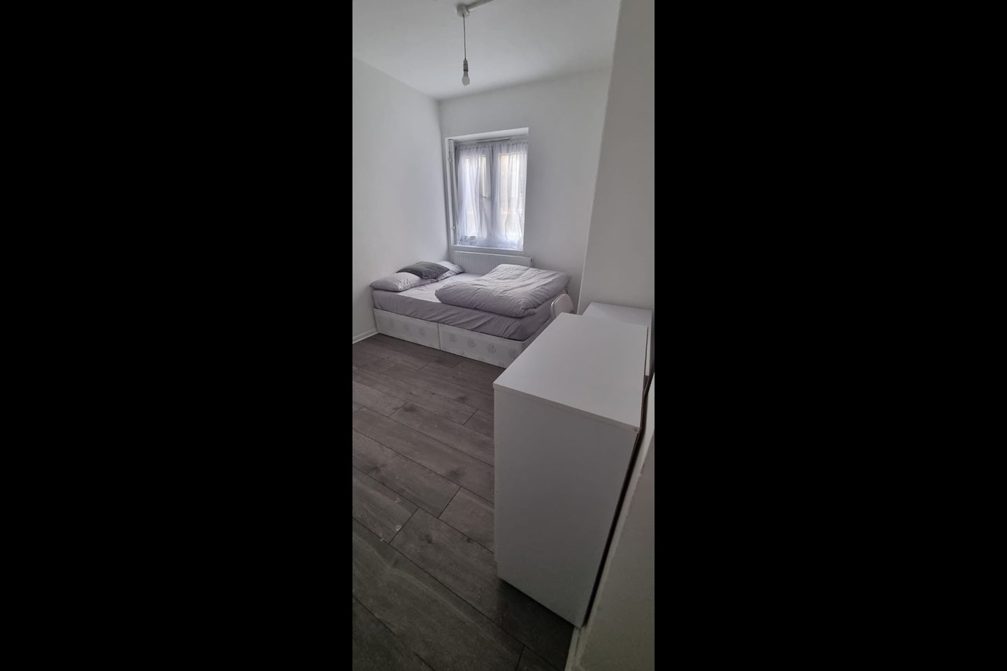 Room Tanner Street in Greater London