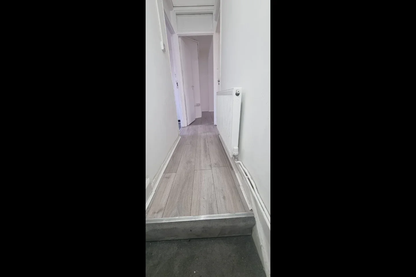 Room Tanner Street in Greater London
