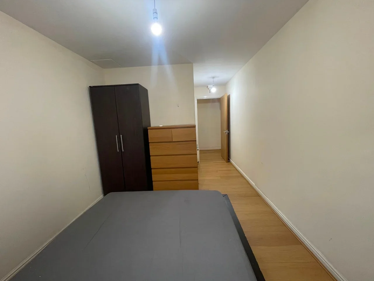 Flat Centreway Apartments in Greater London