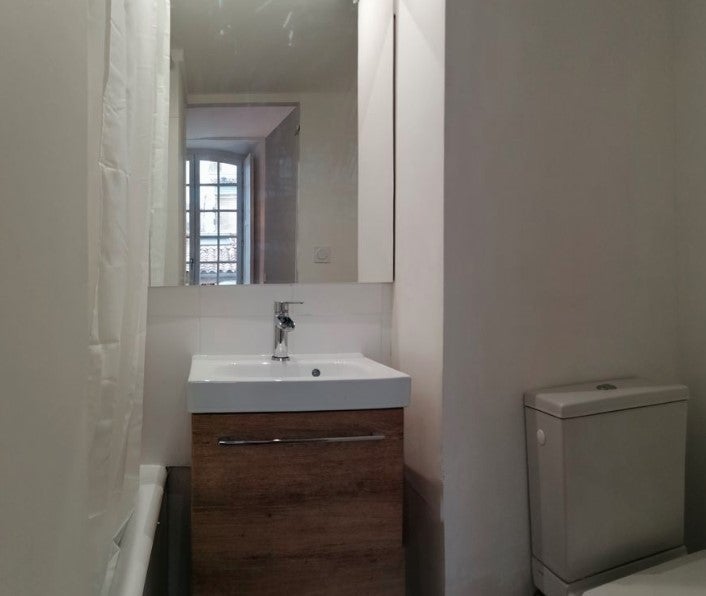 Chambre Rue des Treilles à Libourne