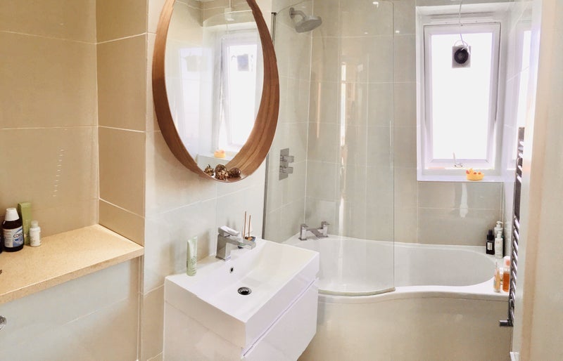 Room Atwater Close in Greater London