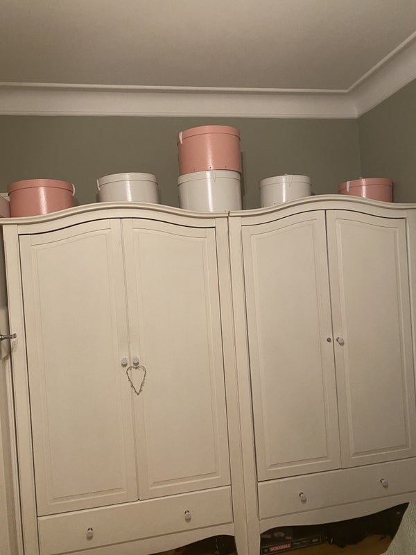 Room Sidmouth Road in Greater London