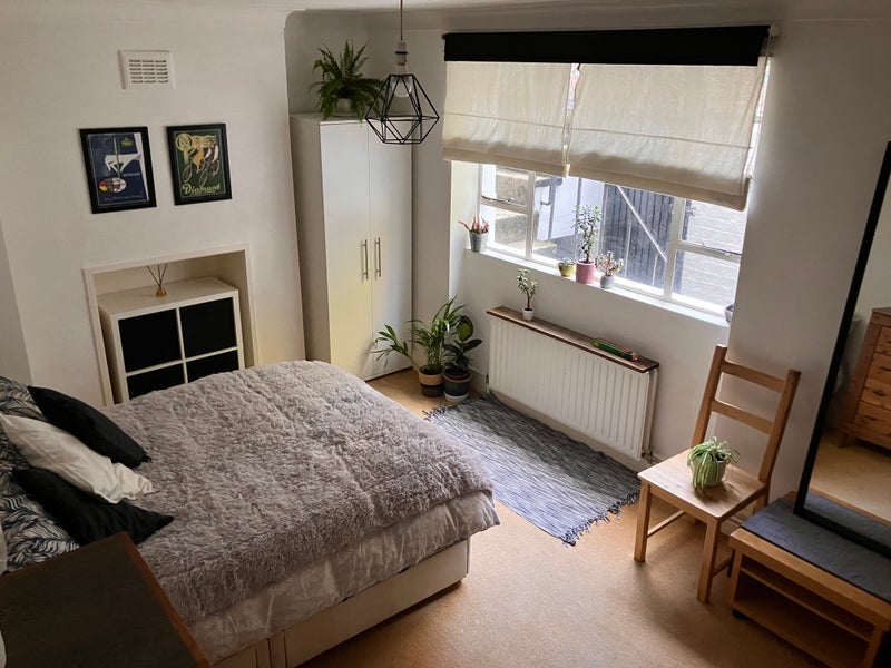 Room Southwark Bridge Road in Greater London