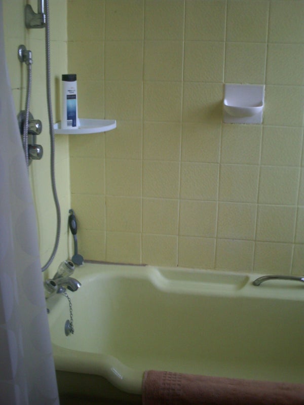Room Windsor Crescent in Greater London