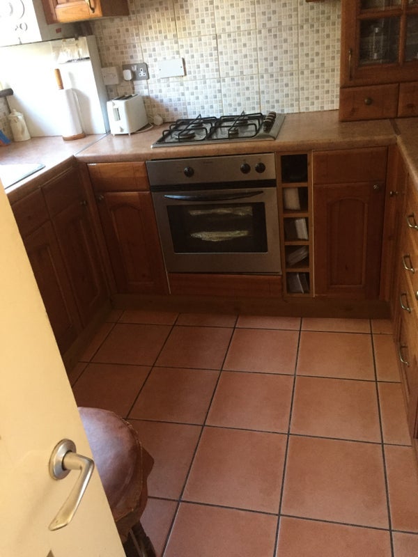 Room Windsor Crescent in Greater London