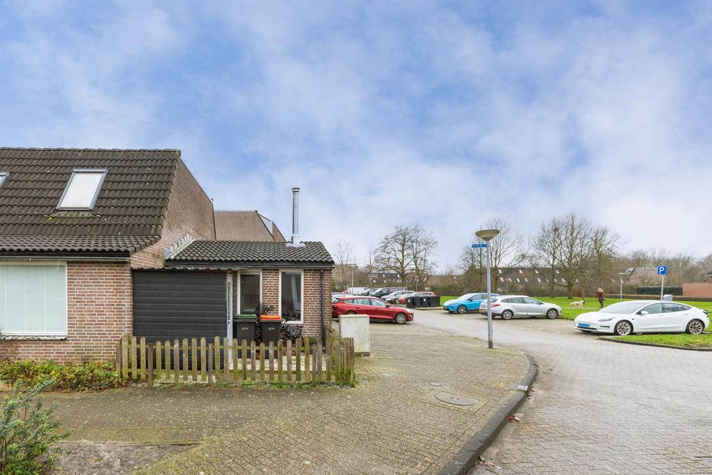 Studio te koop: Jaagmeent 72, Almere