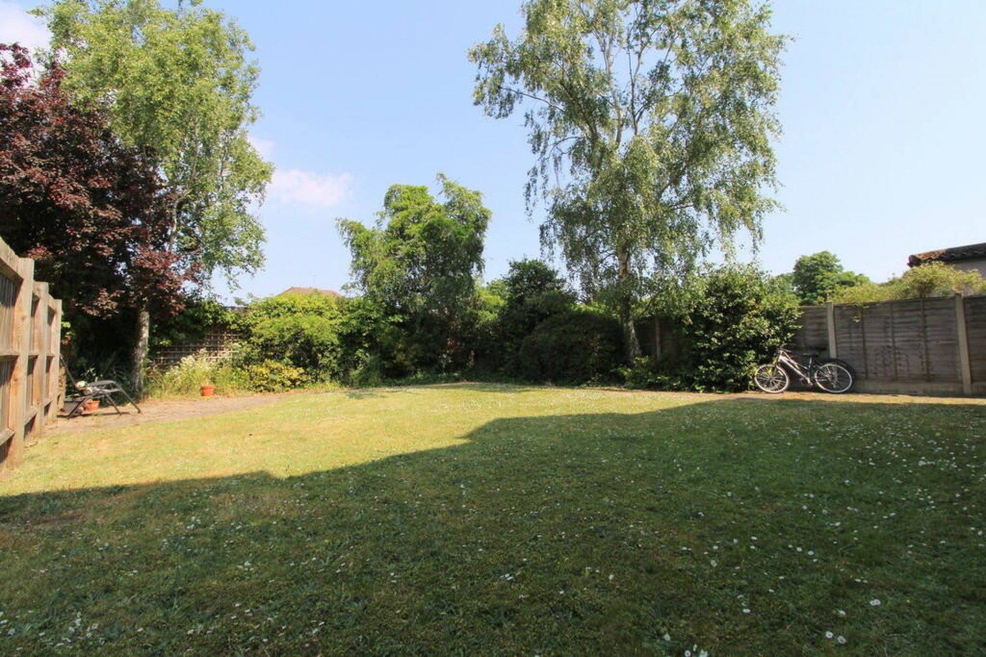 Flat Ethel Road in Borough of Spelthorne