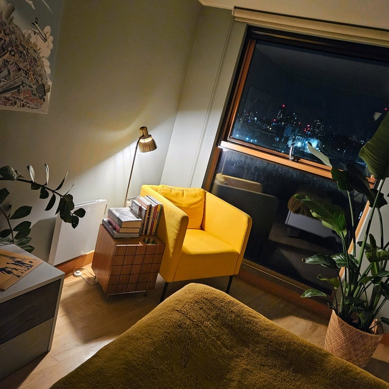 Room Wick Lane in Greater London